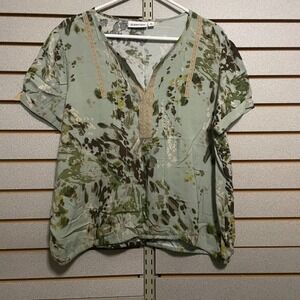 St Johns Bay Women‎ XL Green Abstract Print V Neck Lace Trim Short Sleeve Blouse